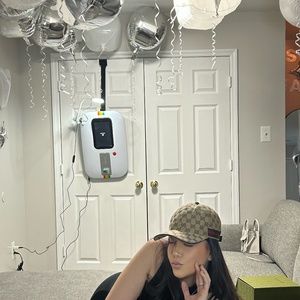 Meet your Posher, Shayann